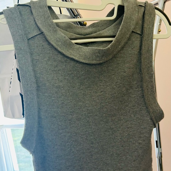 Free People- We The Free Heather Gray Ribbed Tank - Picture 1 of 4